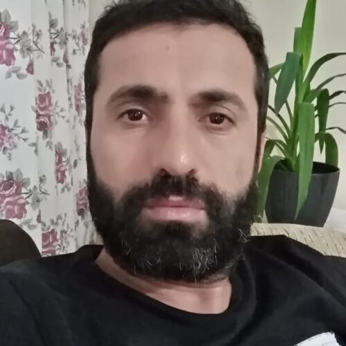 Rıza  GÜLABI