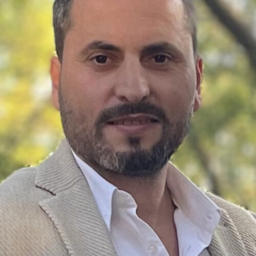 Ayhan IŞIK