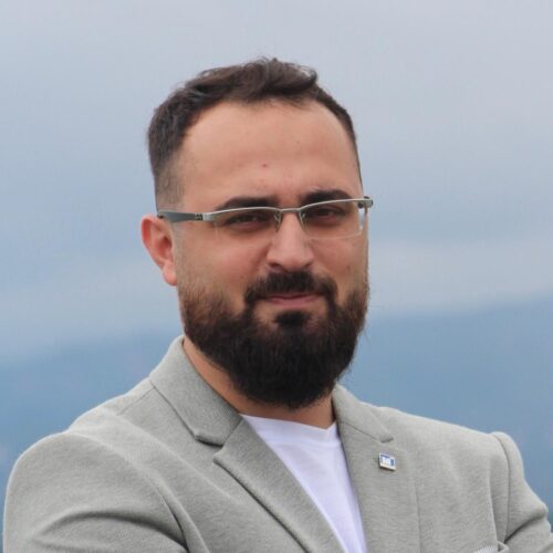 Avni  CİNAN
