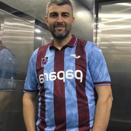 Adem  AYVAZ