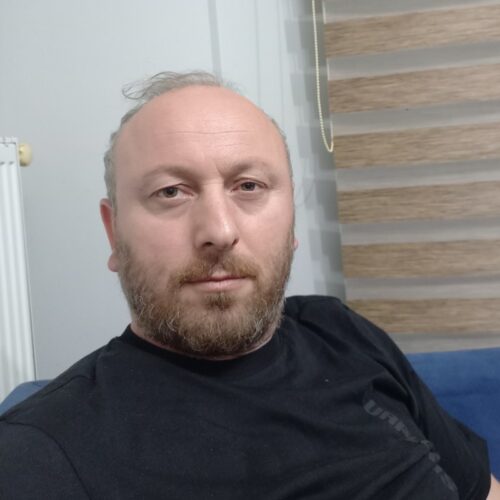Mahmut  ÖZCAN